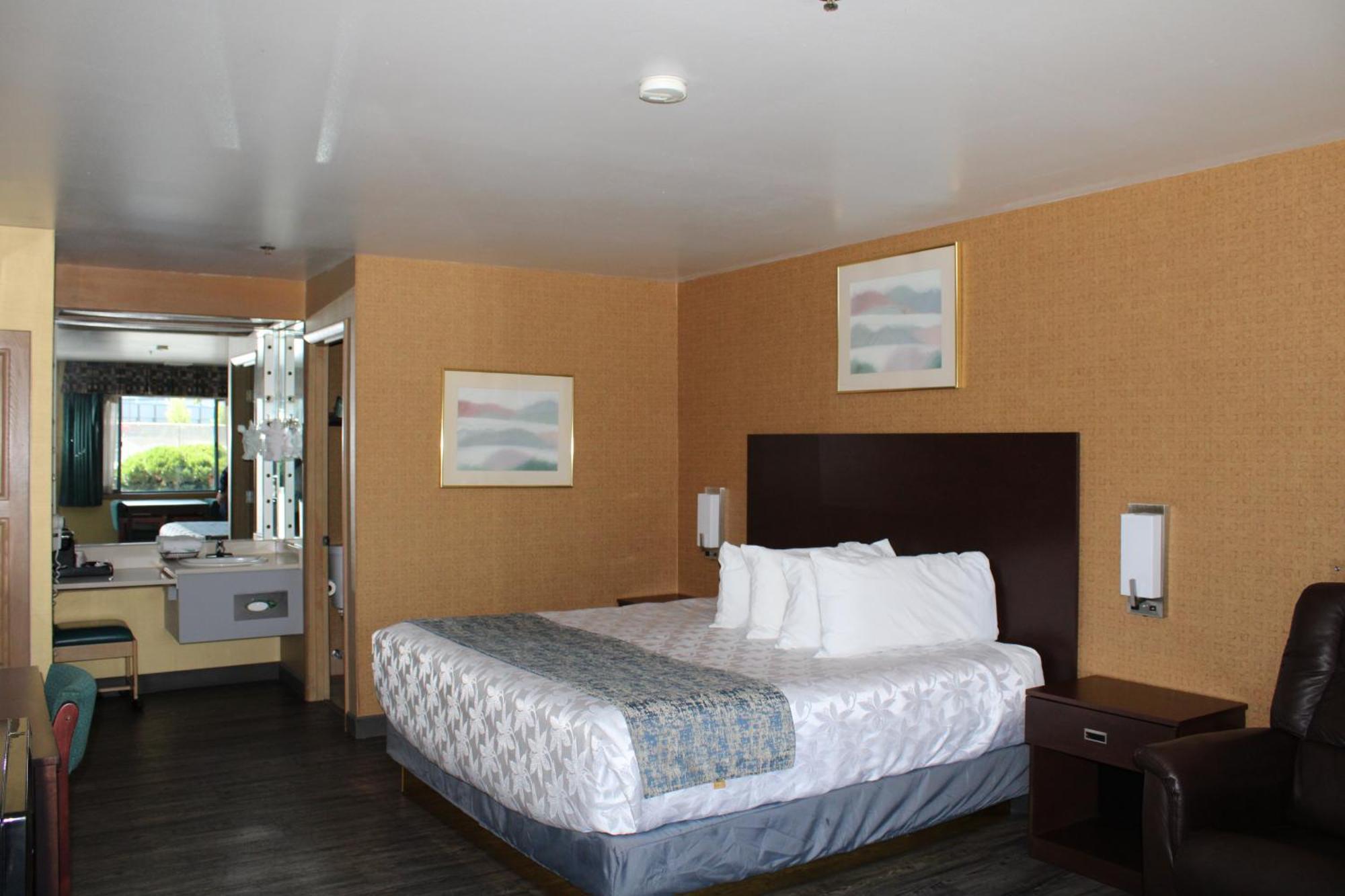 Americas Best Value Inn - Phoenix / Ashland Exteriér fotografie